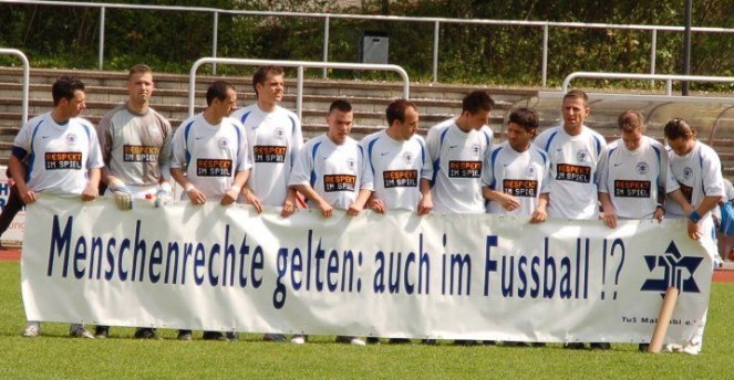 2464925638_b1c8204c81_o